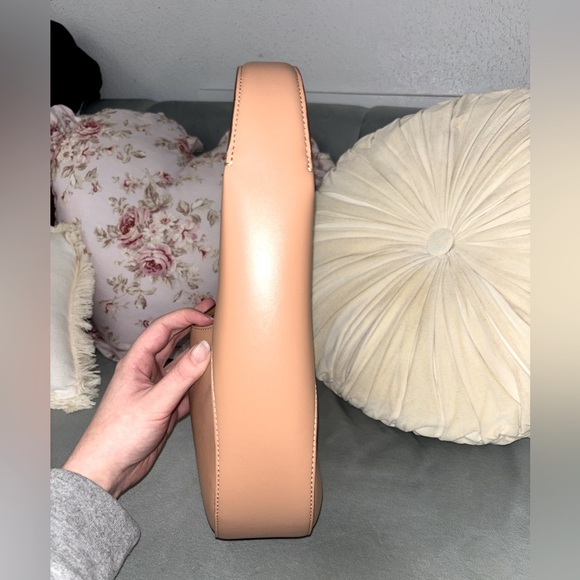 Stella McCartney Logo Vegan Leather Shoulder Bag - Picture 4 of 10